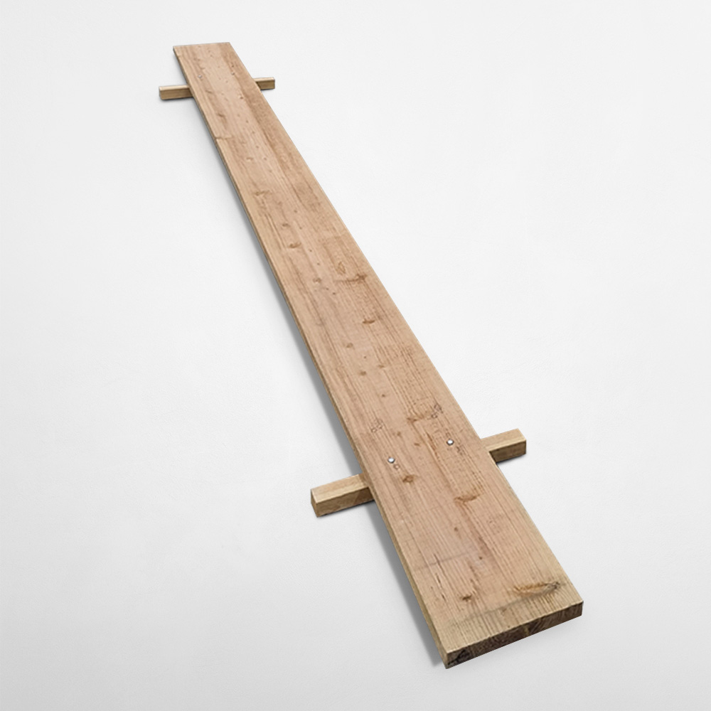 Stage With Transverse Bearers